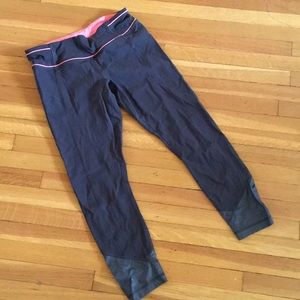 Lululemon size 8 grey leggings